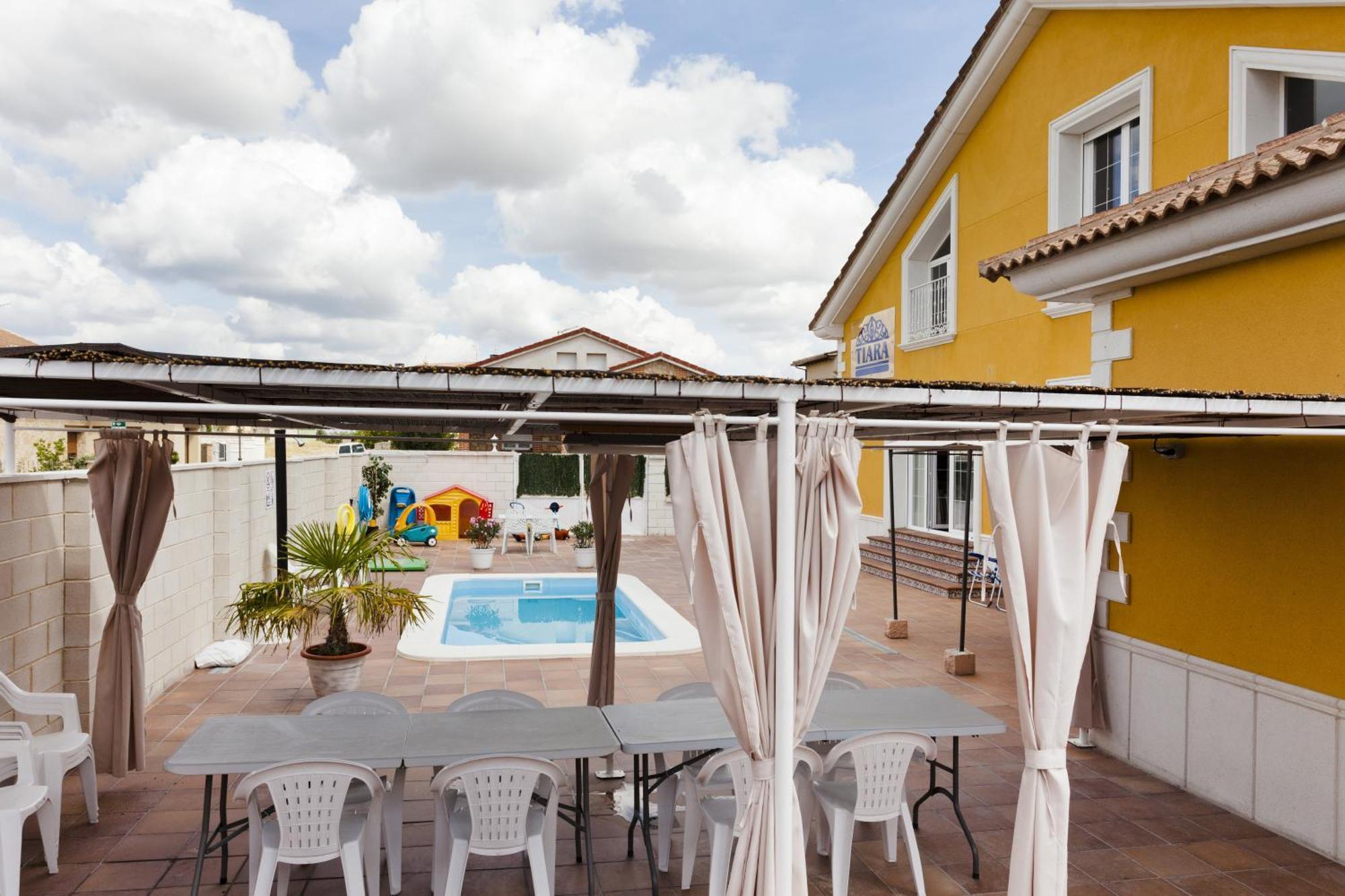 Tiara Vacaciones Villa Nava de la Asuncion ภายนอก รูปภาพ